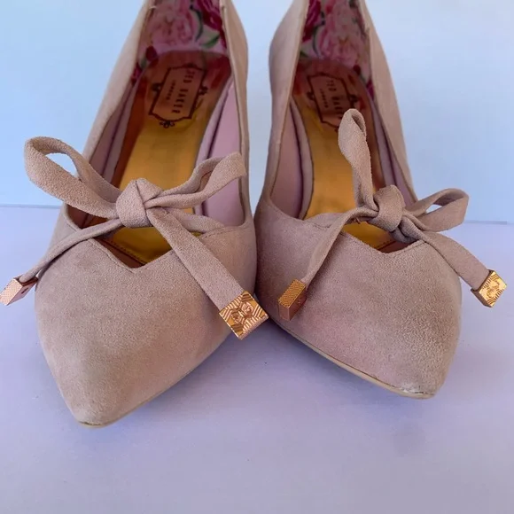 Ted Baker London Gewell Pink Suede Bow Heel Pumps Size 9 - Picture 7 of 15